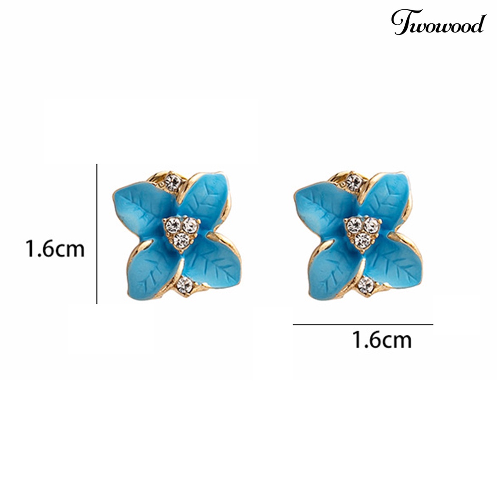 Twowood 1pasang Anting Pejantan Manis Mengkilap Berlian Imitasi Bertatahkan Berkilau Geometris Hias Hadiah Biru Gardenia Bunga Wanita Ear Studs Perhiasan Untuk Pacaran