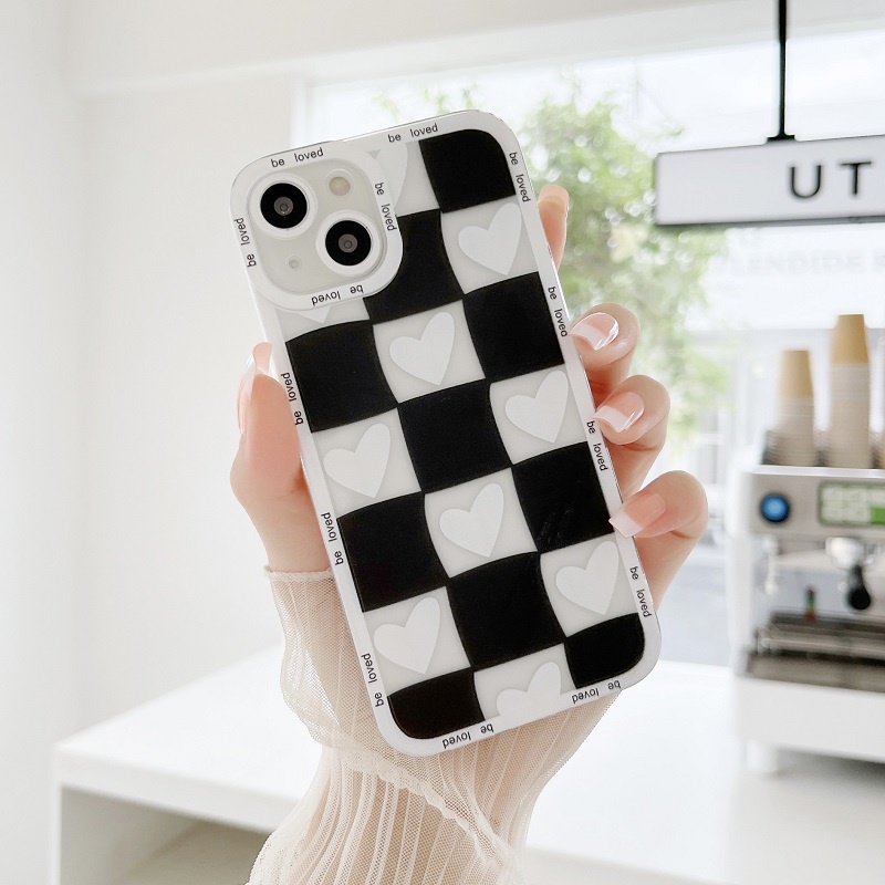 IPHONE Soft Case Pelindung Handphone Untuk Iphone14 13 12 11 Pro MAX X XR XS Max7 8 Plus Hitam Putih Cek love Hati