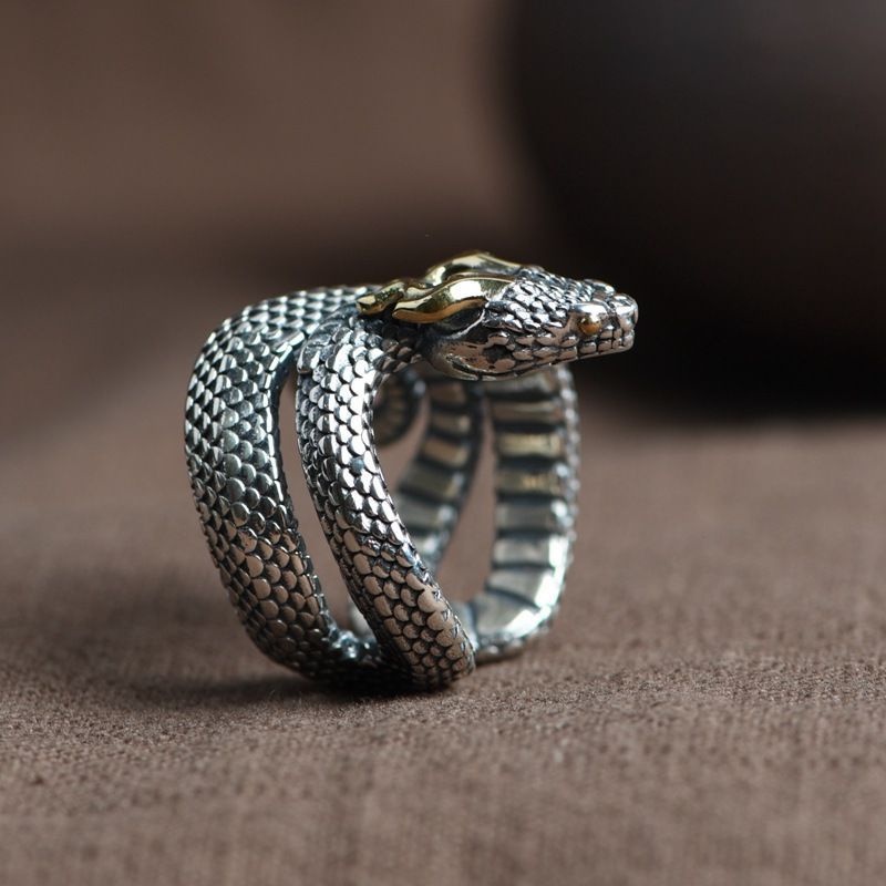 Cincin Ular Vintage Gaya Punk Untuk Pria Wanita/Gothic Tiga Dimensi Berlebihan Snake Ring Perhiasan Fashion