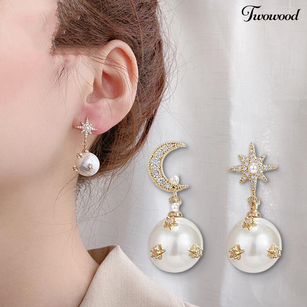 Twowood 1pasang Anting Menjuntai Shiny Asymmetric Ear Decoration Gaya Korea Anting Temperamen Mutiara Imitasi Bintang Dan Bulan Untuk Pacaran