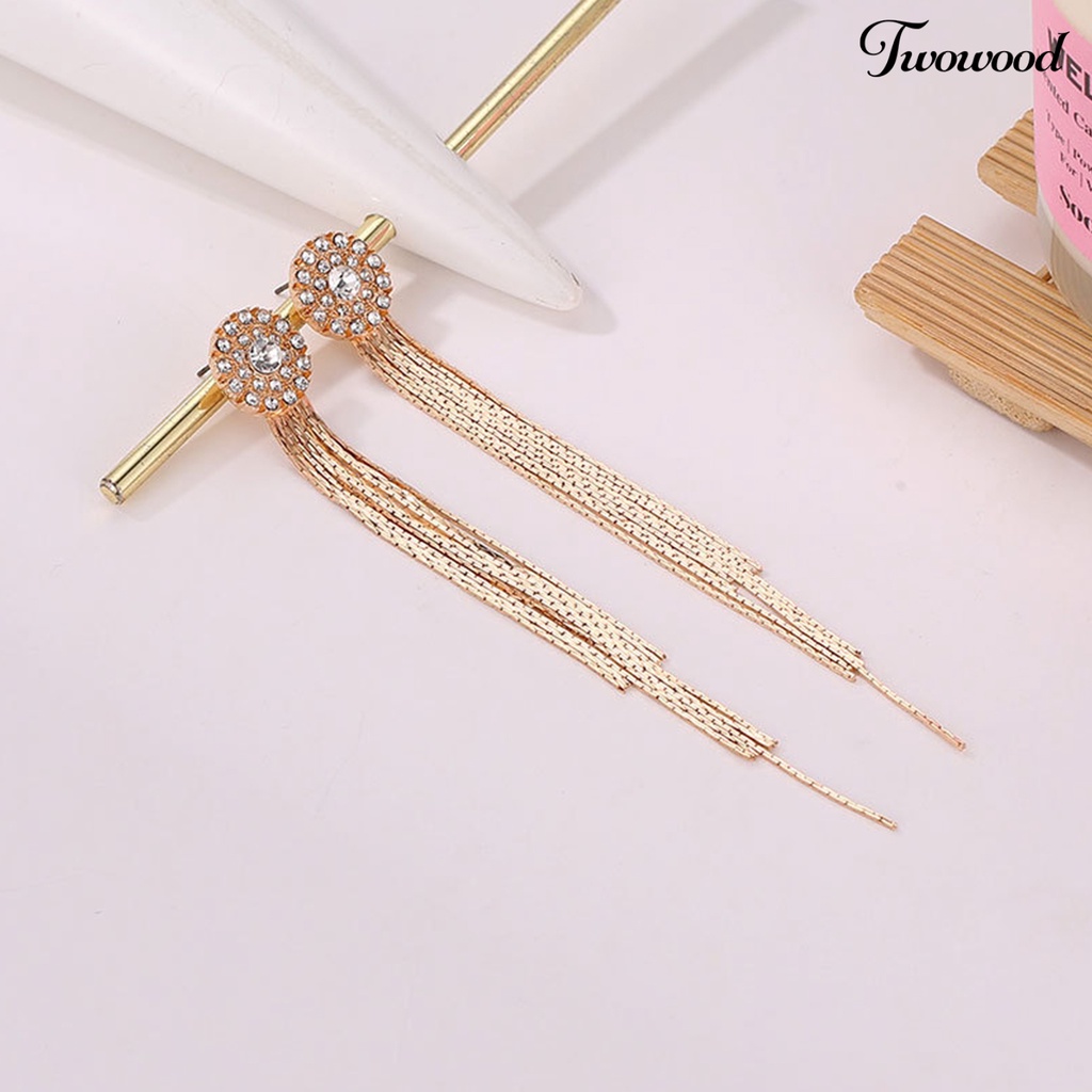 Twowood 1pasang Wanita Anting Kristal Imitasi Bersinar Rumbai Electroplating Lurus Gantung Berdandan Aksesori Panjang Rumbai Menjuntai Anting Gantung Perlengkapan Kostum