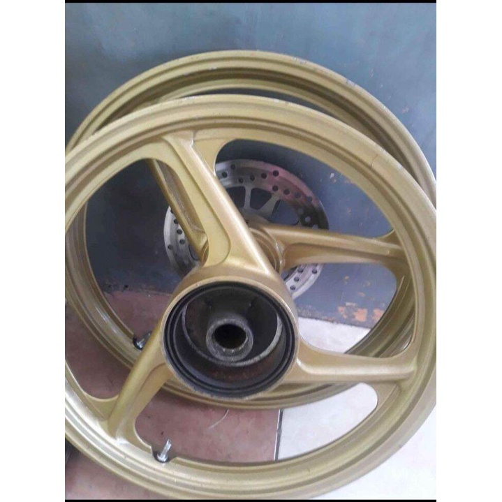 velg pelek racing depan belakang YAMAHA f1zR Vega R lama