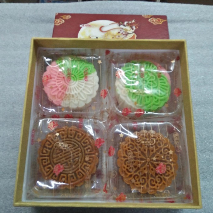 

mooncake kue bulan 180gr, cocok untuk di jual lagi atau hantaran