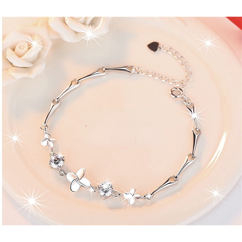 Goldkingdom Aksesoris Perhiasan Fashion Ready Stock Gelang Semanggi Empat Daun Wanita Versi Gelang Bunga Tembaga Putih Berlapis Perak Tangan Grosir.