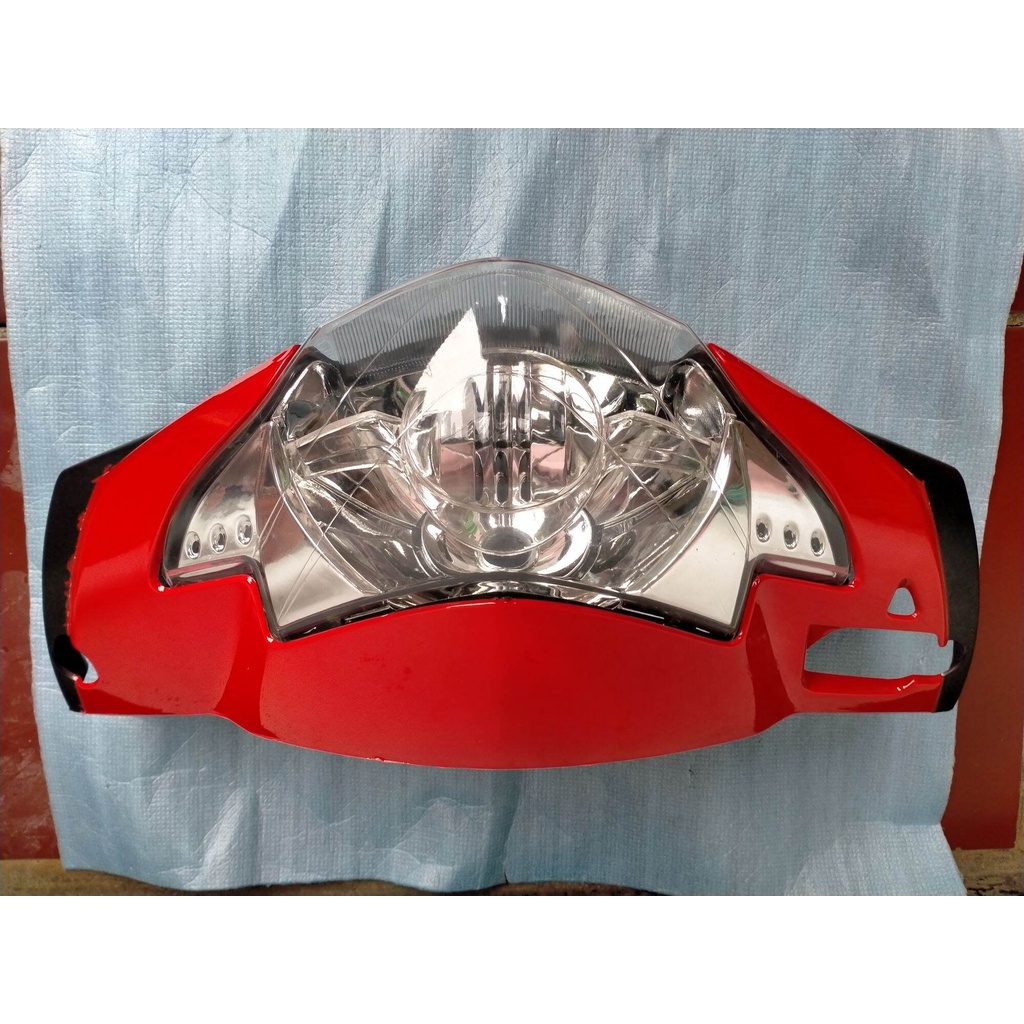 batok kepala depan Supra x 125 old merah/batok depan Supra x 125 old merah/pala depan Supra x 125 ol