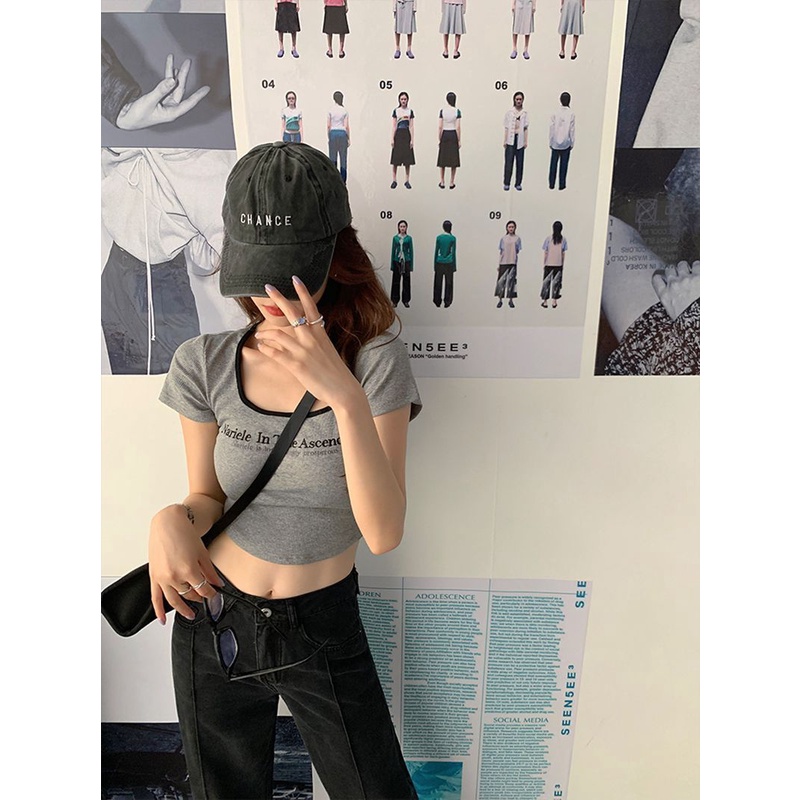 Red American sweet hot girl slim shoulder square collar short-sleeve t-shirt women s summer pure desire design sense of self-buditure short top tide