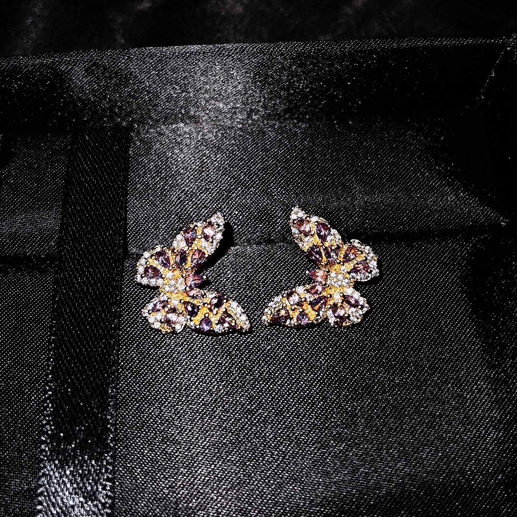 Goldkingdom Aksesoris Perhiasan Fashion Ready Stock Musim Panas Baru Industri Berat Micro Hias Dengan Zirconia Desain Canggih Anting Serangga Anting Kupu-Kupu Merah Muda Perempuan