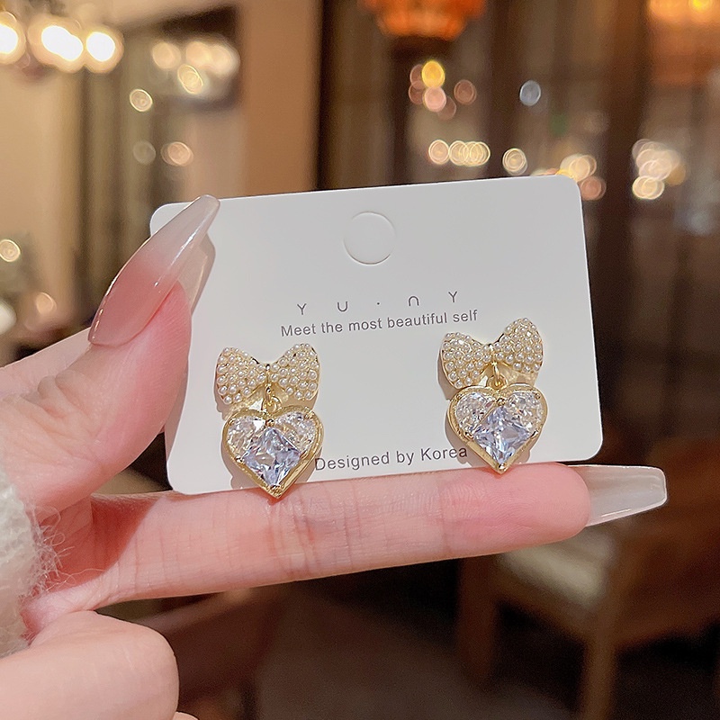 Love Earrings Fashion Zircon Heart-shaped Earrings Versatile Bow Pearl Earrings