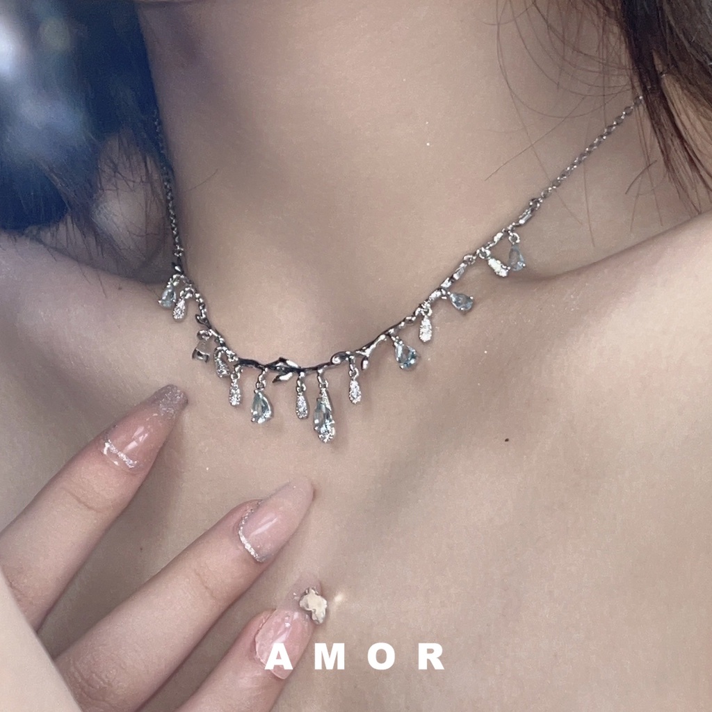 Diamonds choker Micro-set Zirkon Rumbai Kerah Kalung Teardrop Rantai Tipis High sense, Cahaya Mewah Dan Kecil crowd