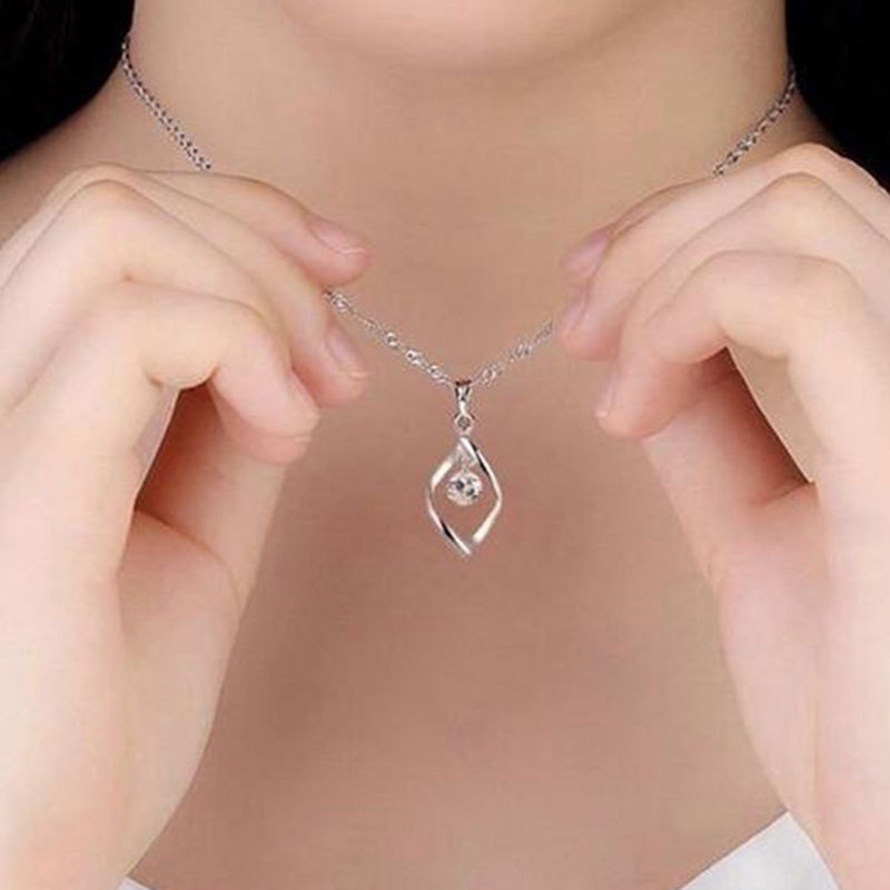 Fashion Dikontrak Wanita Kalung Kreatif Kristal Cubic Zirconia Geometris Berbentuk Liontin Kalung Pernikahan Tren Perhiasan