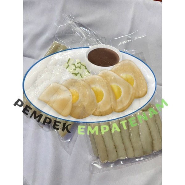 

Pempek Lenjer Pempek Lenjer Kecil Pempek Lenjer Palembang