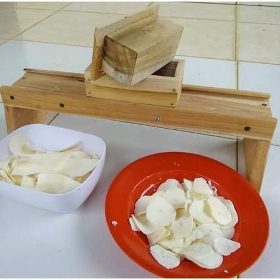 (free ongkir) Pengiris Bawang Merah Tupperware Keripik Singkong Kentang Dari Kayu Jati Alat Serbagun
