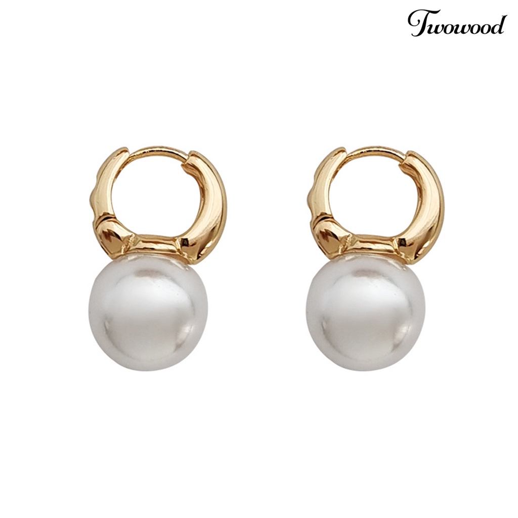 Twowood 1pasang Anting Pejantan Temperamen Geometris Vintage Gaya Hong Kong High Gloss Hias Elegan Faux Pearl Hoop Earrings Aksesoris Wanita