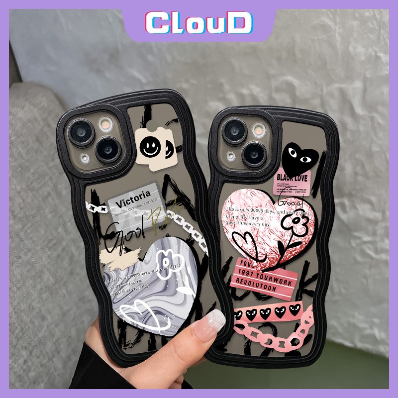 IPHONE Graffiti Cinta Hati Case Kompatibel Untuk Iphone11 14 13 12 Pro Max 7Plus XR X XS Max 8Plus 6s 6 7 14 8 Plus SE 2020 Wavy Edge Soft Tpu Comme des Garcons Smiley Cover