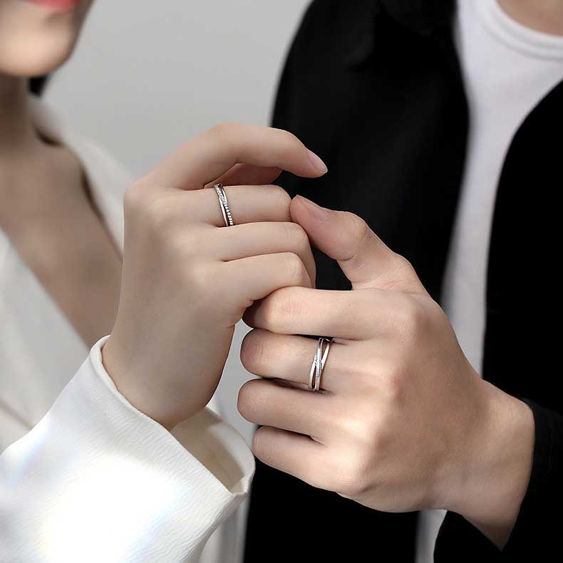 Elegan Salib Berlian Kristal Cincin S925 Sterling Perak Pasangan Pria Wanita Fashion Perhiasan Pernikahan Pertunangan Couple Rings Adjustable Size