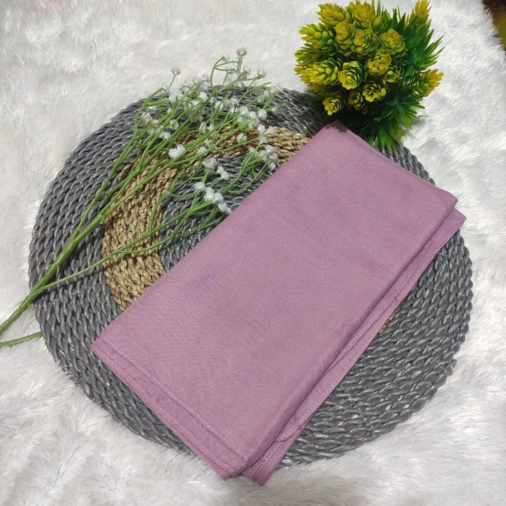 kerudung jilbab segi empat bahan PARIS VOAL PREMIUM anti letoy bisa untuk sekolah warna lilac / lave