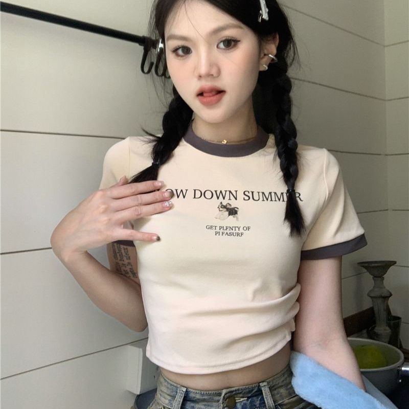 Red Pendek Leher Bulat Warna Kontras American Retro Dicetak Lengan Pendek T-shirt Wanita 2023 Musim Panas Gadis Slim Slim top