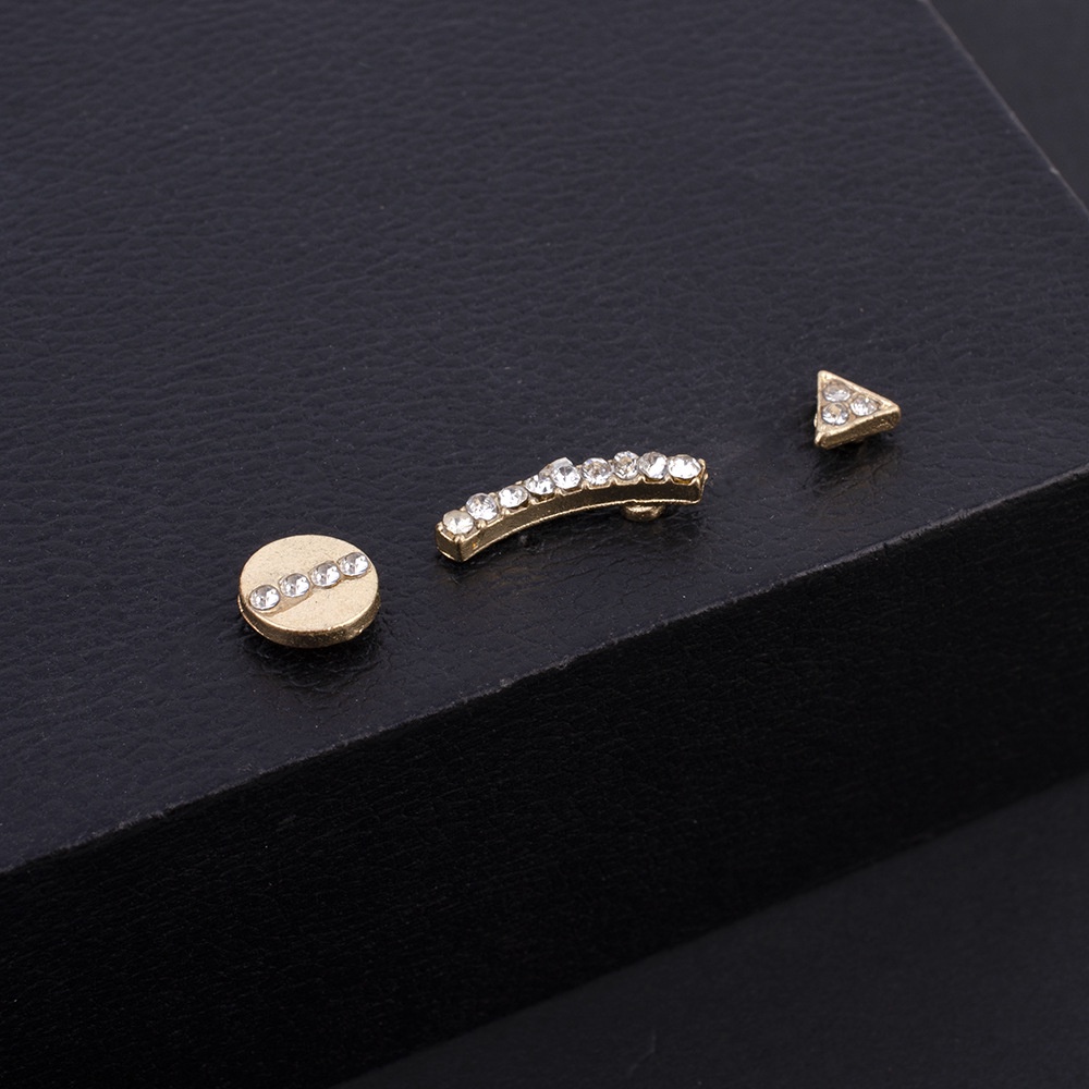 Tren Fashion Kepribadian Sederhana Persegi Berujung Lima Bintang Anting Geometris Dengan Berlian Segitiga Kepribadian 14-piece Earring Set