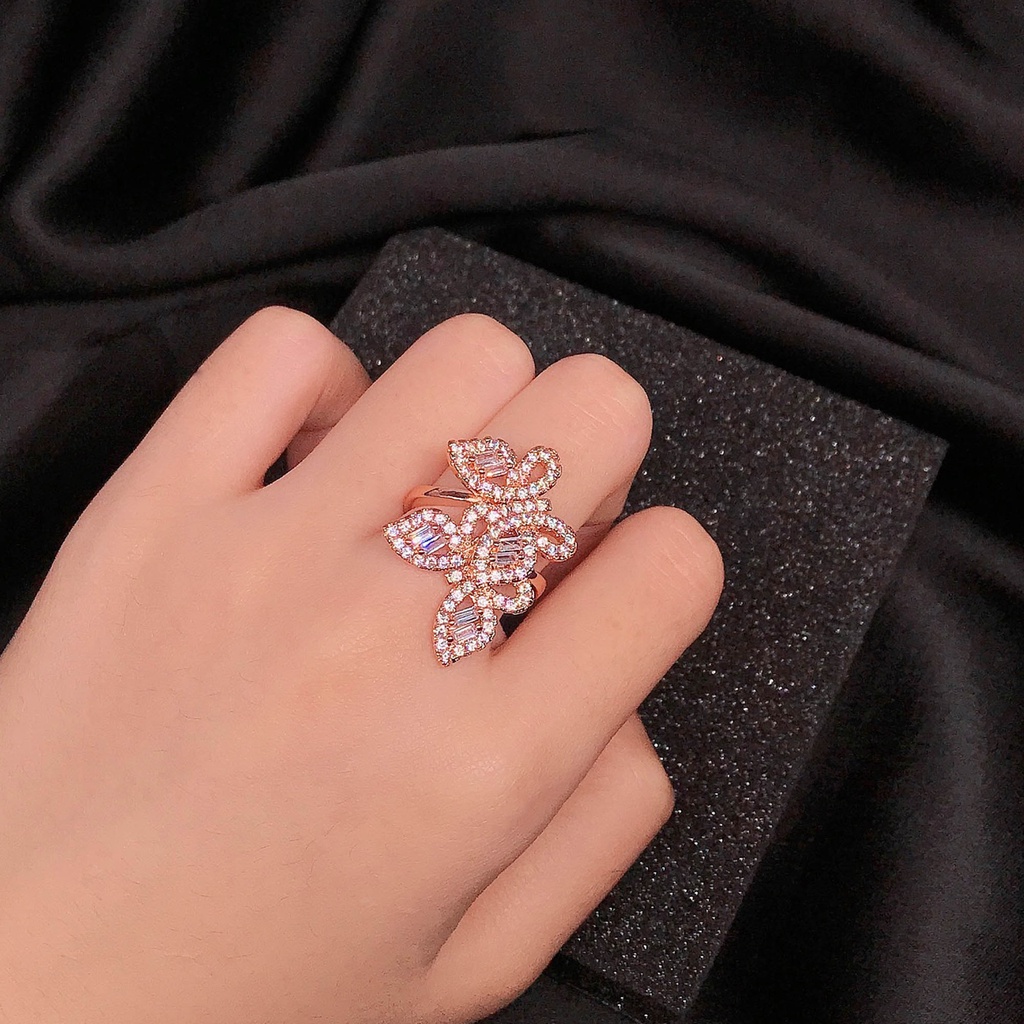 Goldkingdom Fashion Perhiasan Aksesoris Ready Stock Baru Dua Kupu-Kupu Persegi Zirkon Cincin Eropa Dan Amerika Aesthetic 3A Zirkon Simulasi Wanita Pernikahan Cincin