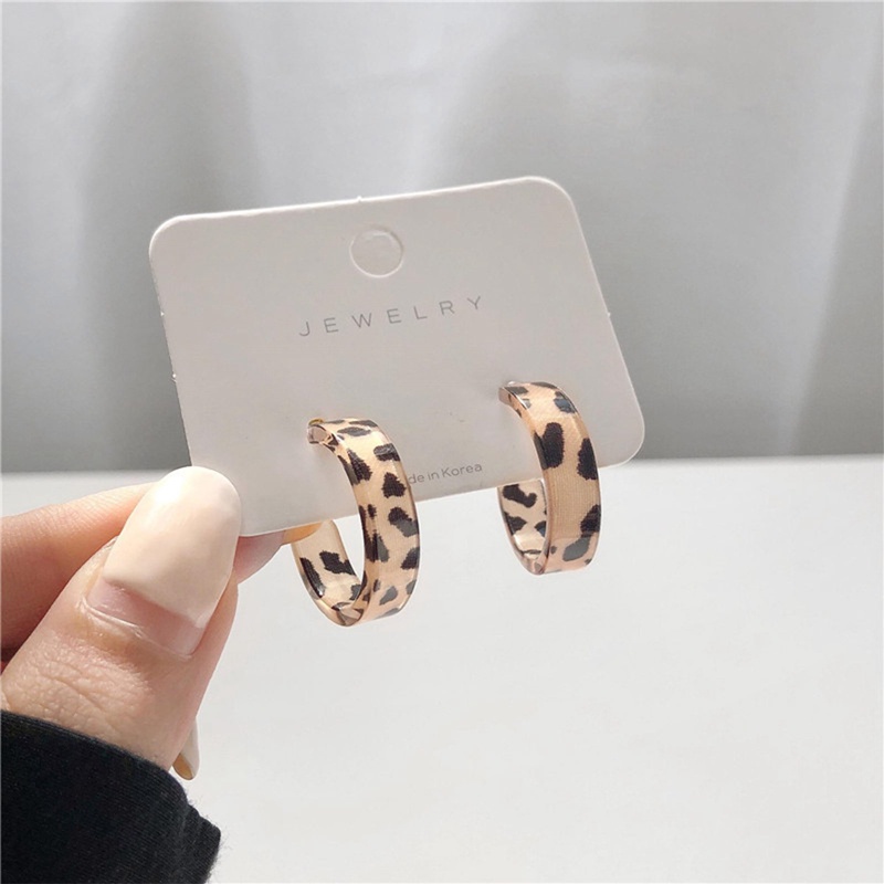 Women Retro Trend Stud Earrings Women Trend Twist Anting Hoop Akrilik