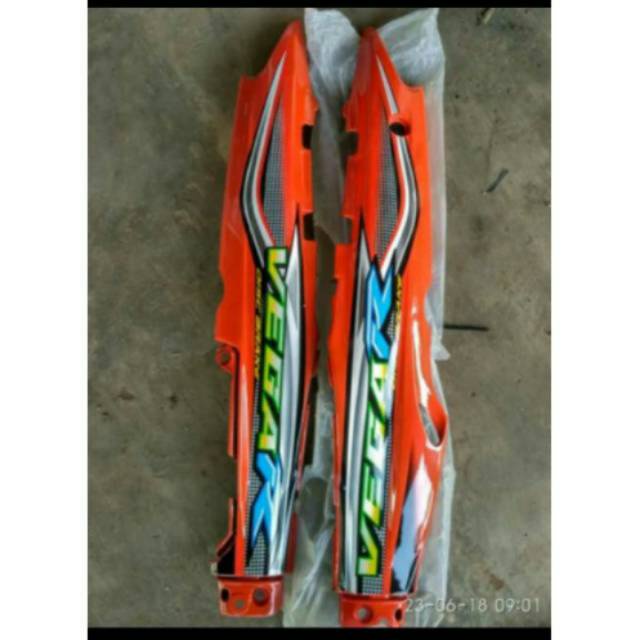 Body belakang vega R lama orange