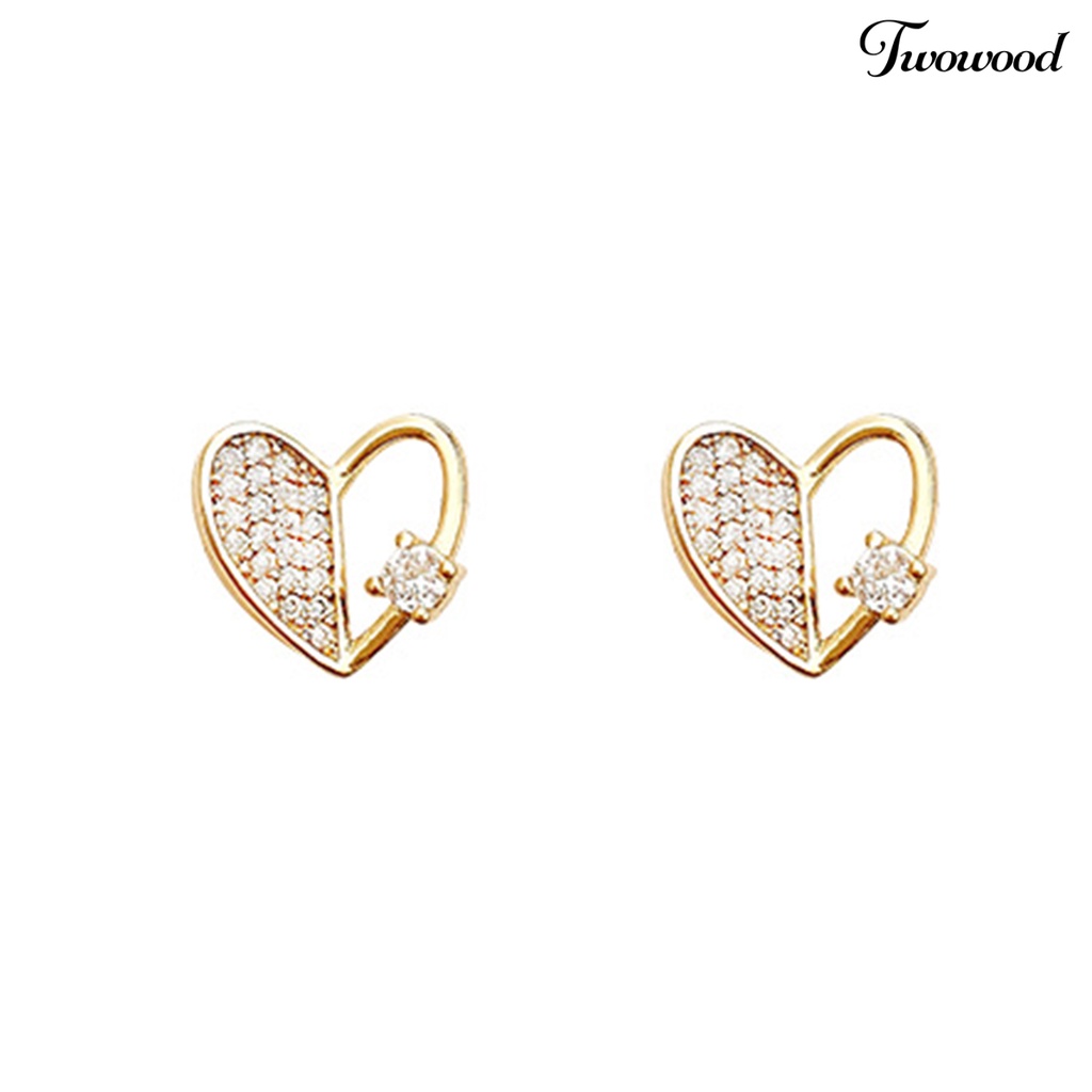 Twowood 1pasang Wanita Anting Perak Jarum Cahaya Bersinar Mewah Berongga Keluar Electroplating Dekorasi Emas Lucu Hati Cubic Zirconia Stud Earrings Aksesoris Pakaian