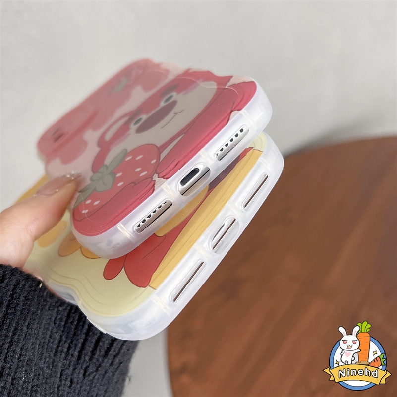 IPHONE Casing Kompatibel Untuk Iphone14 13 12 11 Pro Max X Xr Xs Max8 7 6 6s Plus SE 2020 Fashion Kartun Beruang Cream Phone Case Lensa Anti Gores Bergelombang Tepi Silicone Case Cover Pelindung