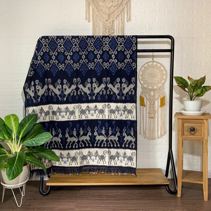 Kain tenun kain tenun troso kain tenun blangket motif sumbawa 01