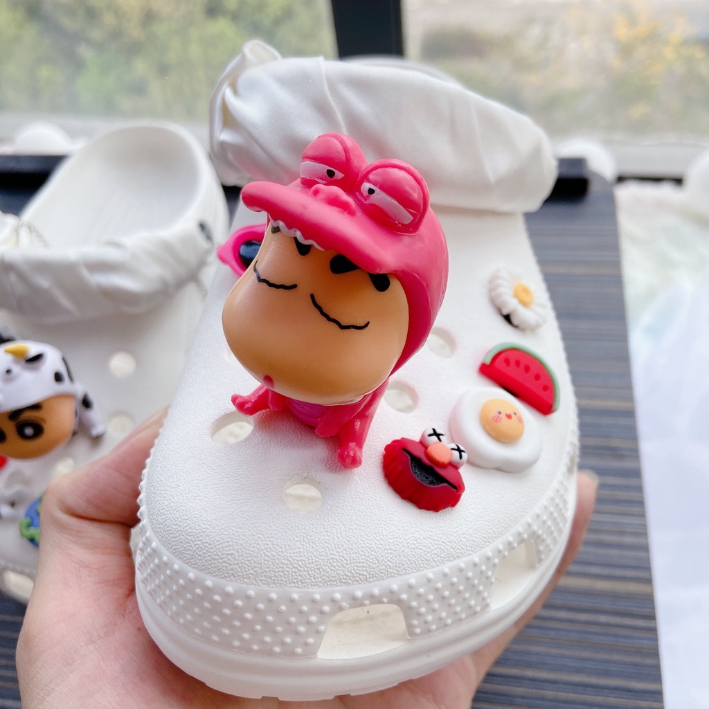 ✨shinydiy✨ Cow Crayon Shin-chan ✨Crocs jibbitz Terbaru untuk tampilan yang lebih segar l Dengan Crocs Jibbitz