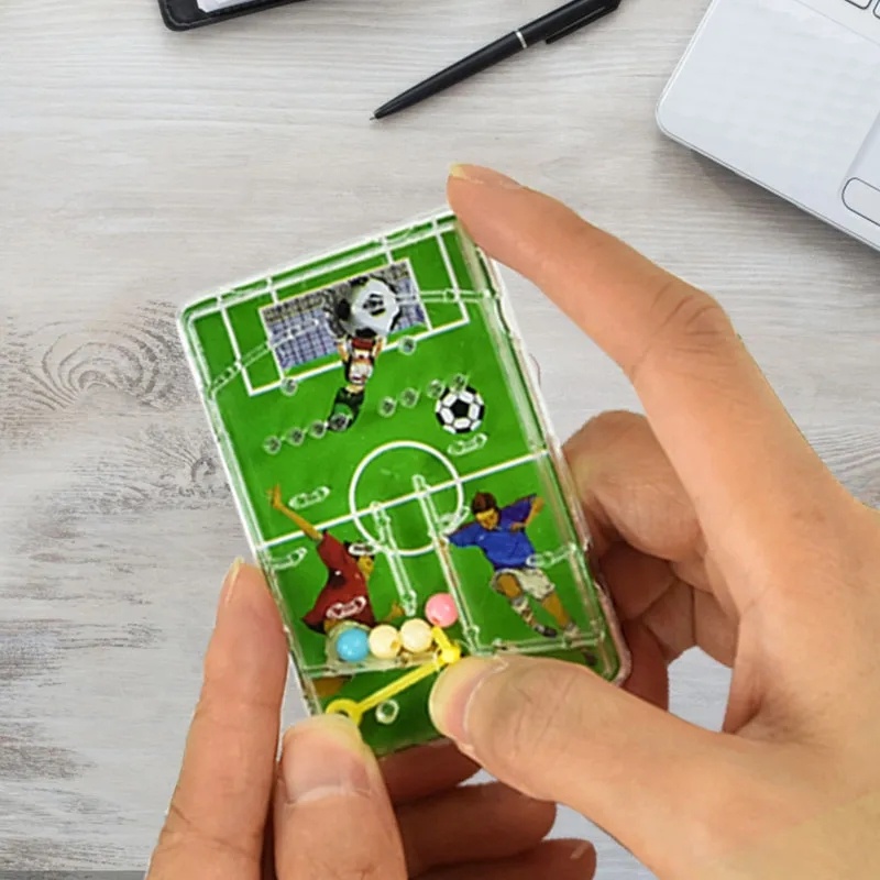 10pcs/set Mainan Jari Labirin Sepak Bola Mini Kreatif/Alat Peraga Permainan Papan Pinball Sepak Bola Menarik/Puzzle Pelatihan Tangan Otak Anak Mainan Kecil