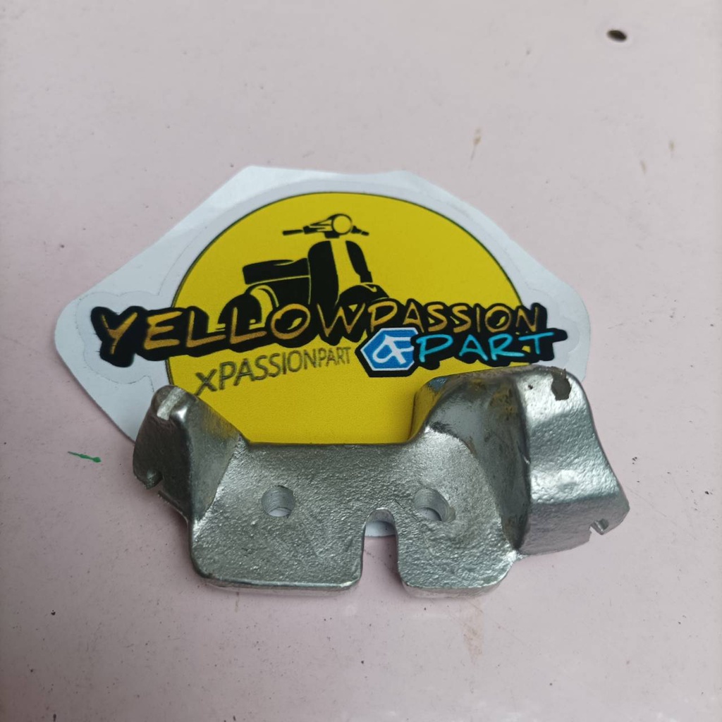 Gigi palsu Vespa PTS special dudukan kabel gas dan perseneling