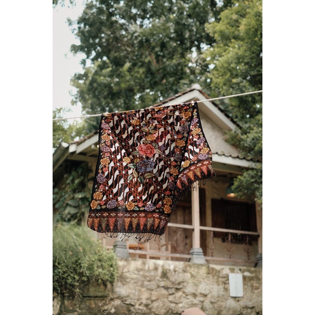 RATU - Selendang Batik Encim Parang 3