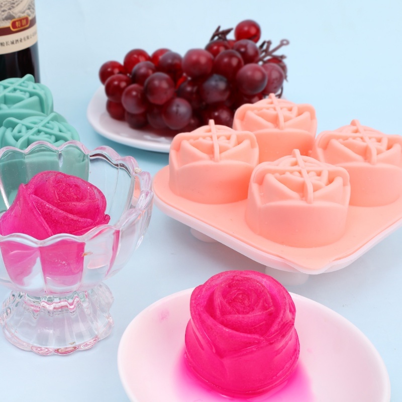 Aksesori Dapur Reusable Food Grade Silicone Mold 4rongga Buah Yoghurt Whisky Ice Mold Alat Pembuat Es Krim Ice Cream Besar Untuk Es Batu Dengan Tutup Bentuk Bunga Mawar Ice Ball Tray