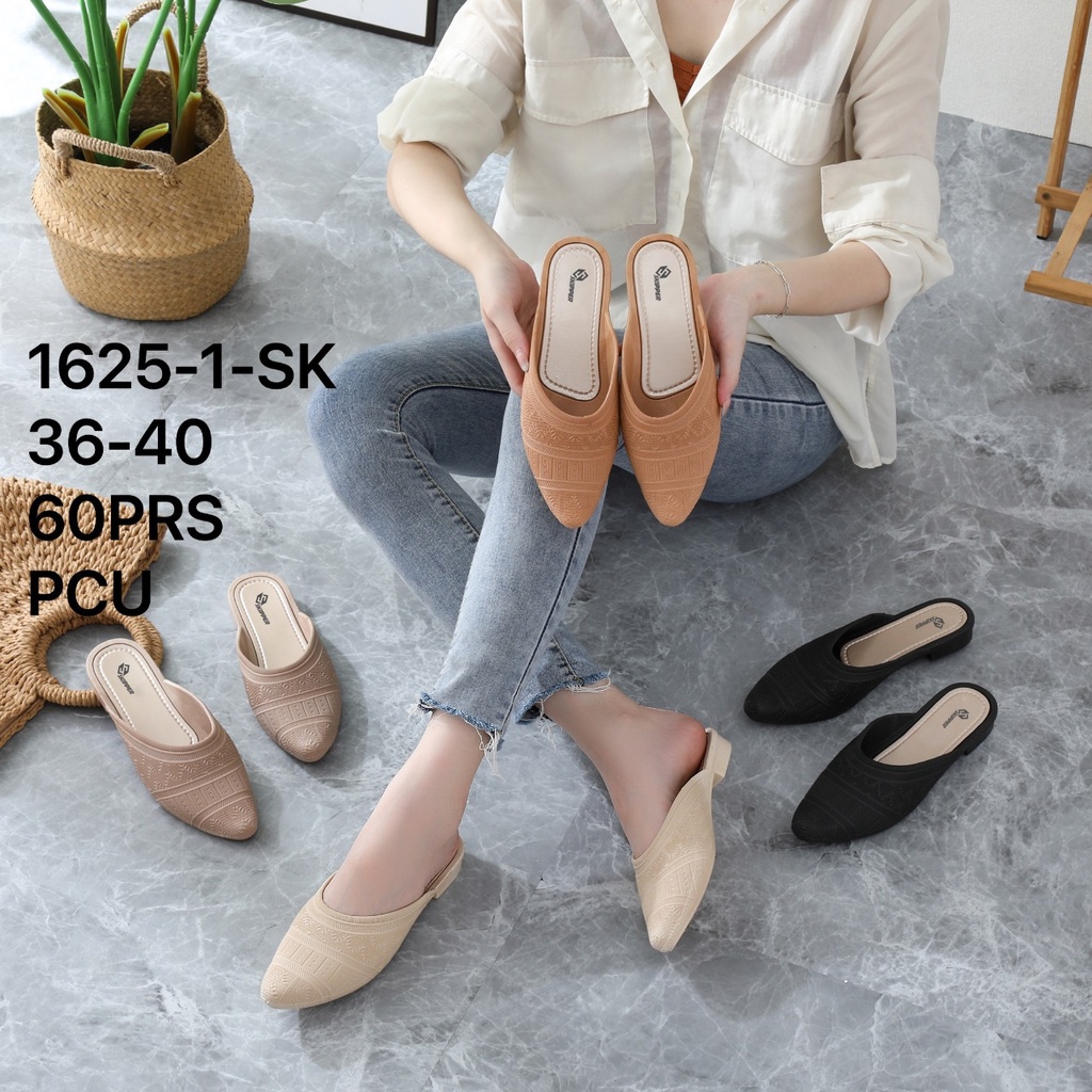 (COD) Sepatu Selop Wedges Import Wanita Motif Renda Balance 1625-1