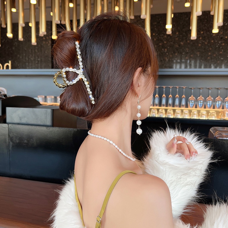 Jepit Rambut Korea Bahan Besi Jumbo 11.5cm Besar Mutiara Permata Bentuk Simpul Jepitan Rambut Pearl Diamond Jedai Logam Alloy Metal