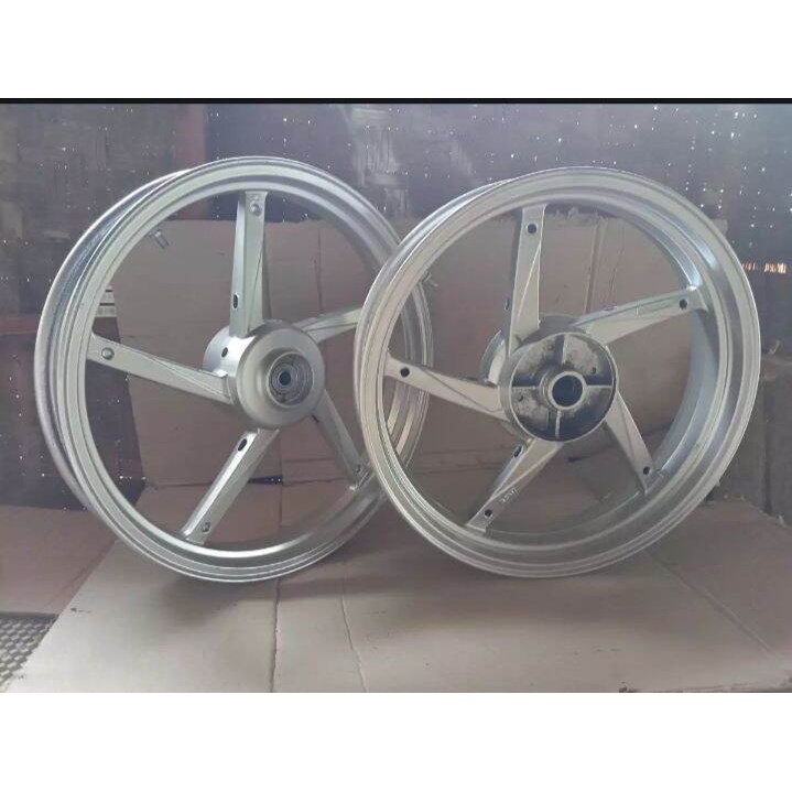 velg pelek racing Suzuki Thunder tapak lebar ring 17 Copotan