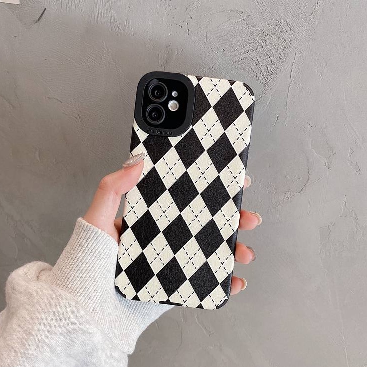 【Lamb Skin】Rhombic lattice Soft Case for IPhone 7 Plus 8 Plus X XS XR XS Max 11 13 12 14 PRO Max 14 Plus Fashion Women Black Phone Case Camera Protect