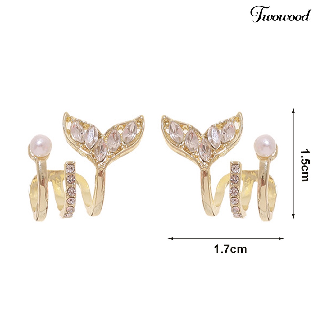 Twowood 1pasang Manset Telinga Non-Piercing 3cakar Gloss Tinggi Mutiara Imitasi Fishtail Desain Fashion Perhiasan Sparkling Cubic Zirconia Cartilage Earrings Untuk Perjamuan