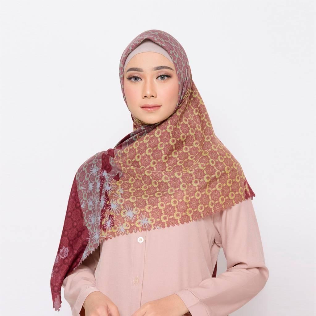 BIA X Cut Meyriska - Istanbul Scarf Kerudung Segi Empat