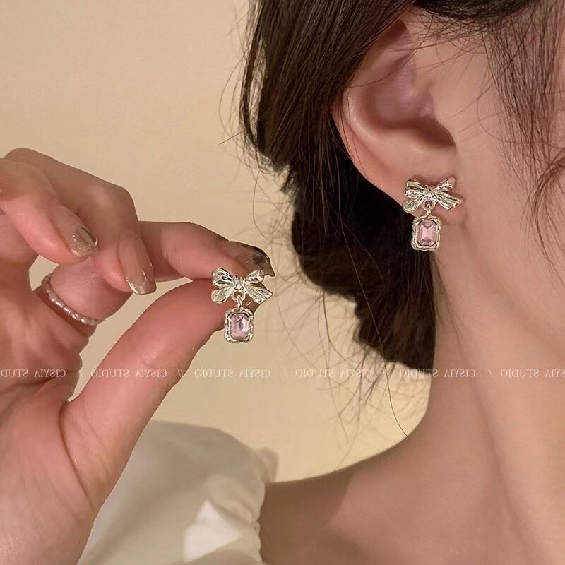 Gadis Fashion Ikatan Simpul Kubus Pejantan Anting Kristal Stud Earrings