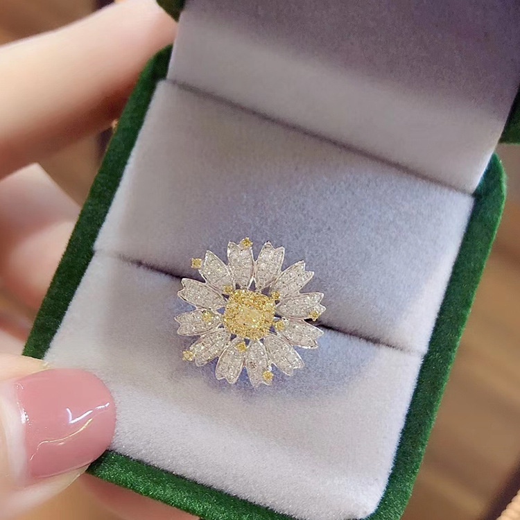 Goldkingdom Fashion Perhiasan Aksesoris Ready Stock Mode Baru Segar Dan Elegan Warna Kuning Berlian Daisy Cincin Daisy Anting Kalung Liontin Set