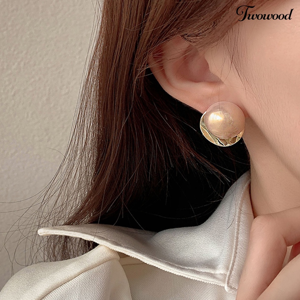 Twowood 1pasang Ear Studs Pengerjaan Halus Tidak Sakit Memakai Mudah Dipakai Tahan Aus Eye-catching Dress Up Nikel Gratis Anting Mutiara Imitasi Minimalis Perhiasan Aksesori