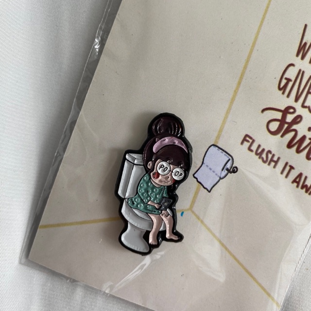 enamel sally poopy