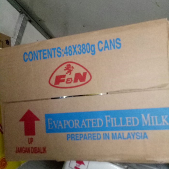 

f&n susu evaporasi 1 karton gojek dan grab