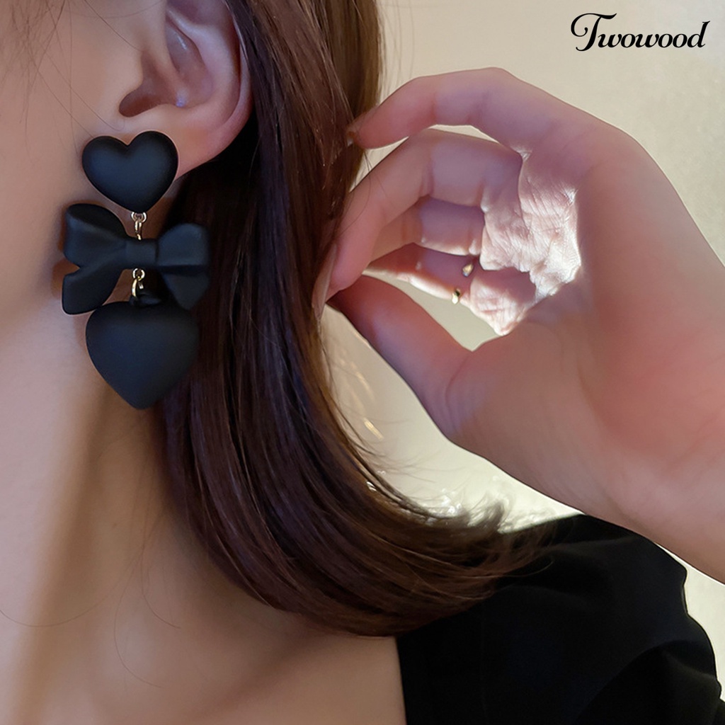 Twowood 1pasang Anting Tusuk Gothic Retro Berlebihan Elegan Hadiah Fashion Perhiasan Hati Hitam Ikatan Simpul Liontin Drop Earrings Untuk Pesta