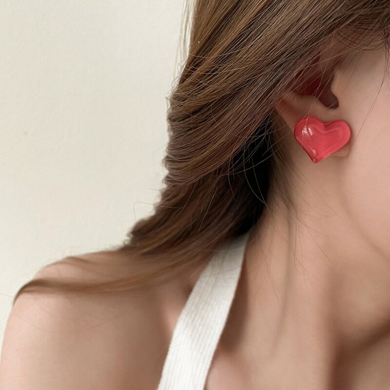 Anting Tusuk Wanita Korea Hati