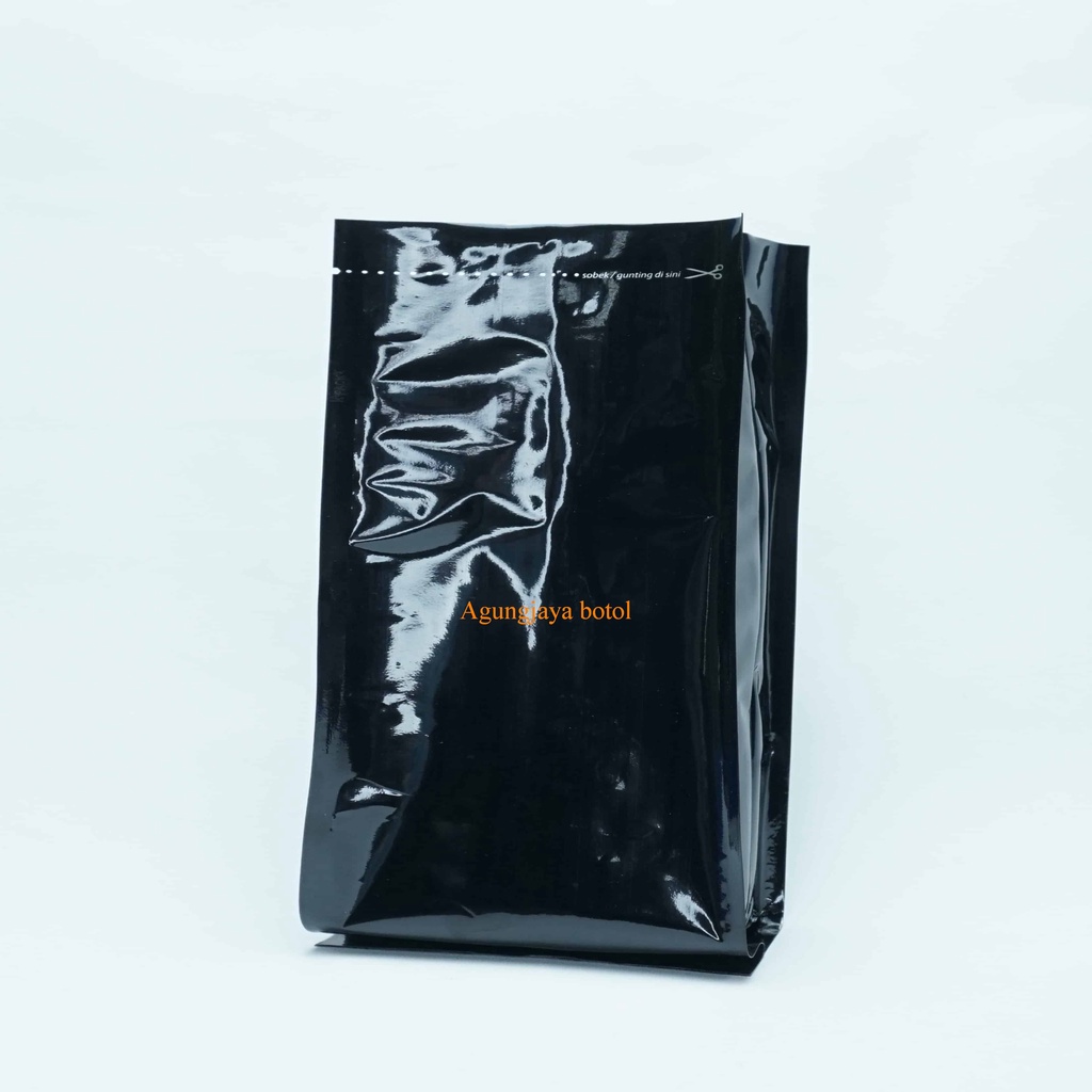 Gusset Padat Super Hitam  @ Pcs Series / Plastik / Plastik Kemasan / Kemasan Kopi / Kemasan Snack / 
