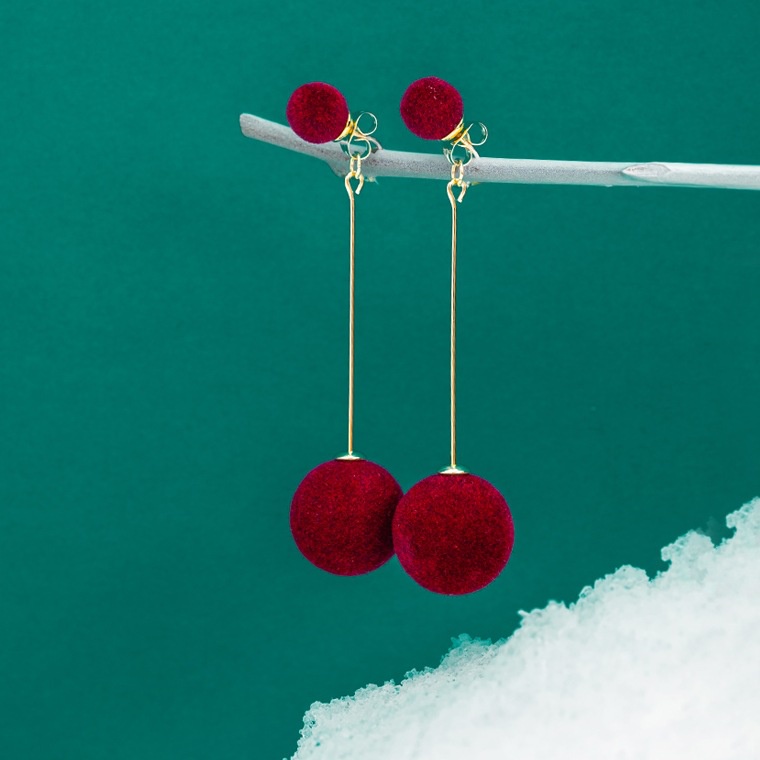 Anting Bola Mewah Panjang Temperamen Korea Perempuan Anting Rumbai Merah Sederhana Anting High-End