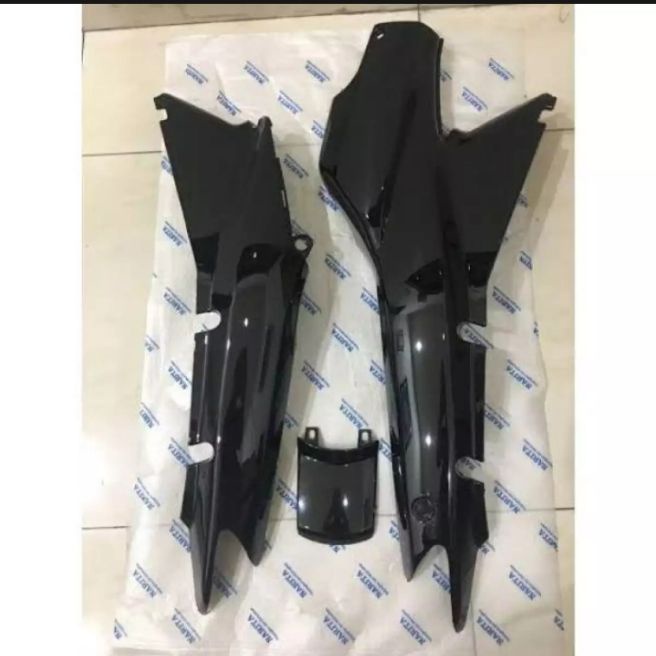 cover body belakang supra x lama/bodi belakang supra x lama