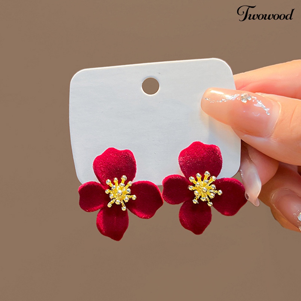 Twowood 1pasang Anting Stud Pola Geometris Gaya Cina Temperamen Liontin Electroplating Dekorasi Fashion Item Merah Meriah Perempuan Anting Aksesoris Pakaian